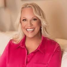 Kathleen Ellsworth's Instagram, Twitter & Facebook