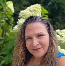 I keep hearing so many negatives about not having good doctors, hospitals,  and schoos here…I have been so excited about house hunting for our little  family and now I feel discouraged. Can