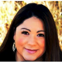 Crystal Connelly's Instagram, Twitter & Facebook