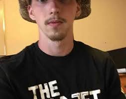 Sean Pass's Instagram, Twitter & Facebook