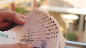 Respondiendo cuando cobran el aguinaldo los enseñantes retirados y pensionados con haberes menores a $18,952, hay un calendario dependiendo del número en el que termina su dni. Aguinaldo 2021 Cuando Lo Pagan Y Como Se Calcula El Comodorense