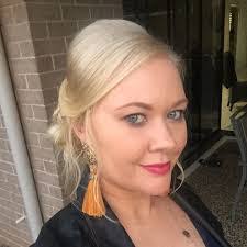 Shelby Rosenthal's Instagram, Twitter & Facebook