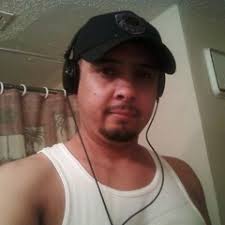 Stream Pedro Holguin music