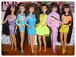 The most common baby brown hair material is cotton. 90 S Barbie Likes Brown Hair From Left 1998 Bead Blast Flickr
