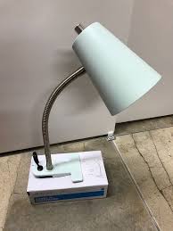 It has a white translucent shade that's positioned upward to illuminate a large area. Room Essentials Desk Clip Lamp Mint Green New 14 99 End Date Monday Nov 19 2018 8 03 16 Pst Buy It Now For Only 14 99 Buy Clip Lamp Lamp Room Essentials
