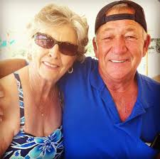 Just received this email about the passing of Rev. Robert Kimes, who has  Hilltop roots. May be of interest. Rev. R. Robert Kimes died August 11,  2022 R. Robert Kimes passed at