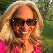 Dora Sanders Hill updated her profile picture.