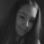 Caitlin Pullen's Instagram, Twitter & Facebook