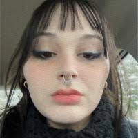 Brianna Henley's Instagram, Twitter & Facebook