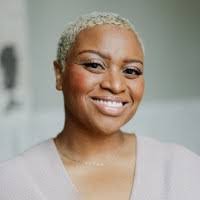 Jacqueline Yates's Instagram, Twitter & Facebook