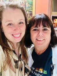 Crystal Olsen's Instagram, Twitter & Facebook