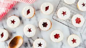 Christmastime in austria is pretty special. Austrian Linzer Cookie Helle Linzer Plaetzchen Recipe