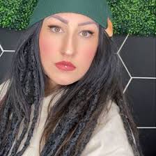 Whitney Estrada (mrsestrada21)