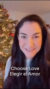 Feliz Navidad ❤🙏🏻, Que este día sea un recordatorio para elegir el amor  sobre el miedo, las diferencias, la crítica. , Que hoy podamos sentir el  amor y la luz de la consciencia en nuestros corazones ...