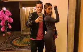 En ese instante, se inició una riña entre uno de los cuidadores y gonzález, resultando ambos lesionados producto de las agresiones. Asi De Grande Esta El Hijo De Maura Rivera Y Mark Gonzalez Tecache Cl