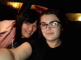 Darien Mills's Instagram, Twitter & Facebook