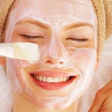 Sederet produsen mengeluarkan produk terbaiknya, sebut saja lush, liplapin, emina, dan unpa cosmetics yang tergolong unik. 8 Masker Rumahan Yang Bisa Kamu Buat Sendiri Dan Ampuh Membuatmu Tampak Cantik Alami