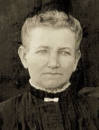 Catherine Hanks's Instagram, Twitter & Facebook