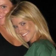 April Box (@McMoBo124)