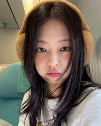 BLACKPINK JENNIE (@official_jenniekim) • Instagram photos and videos