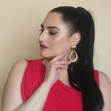 Maribel Yanez's Instagram, Twitter & Facebook