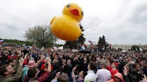 What does milkshake duck mean? What Is A Milkshake Duck Macquarie S 2017 Word Of The Year Explained