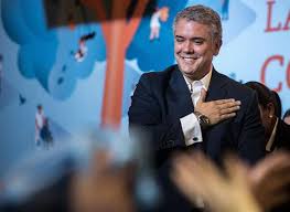 Presidente duque informa al país en la cuarentena | semana noticias. Ivan Duque Y La Falsa Juventud