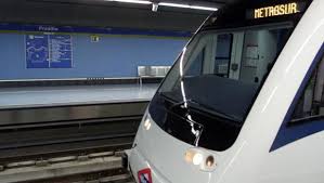 Line 12 is a circle line that is not in the city of madrid, but links five suburban towns south of madrid, serving around one million people. Metrosur Cerrara 14 Estaciones En Verano Para Solucionar Los Problemas En El Arco Norte