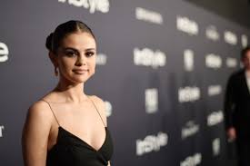 selena gomez is billboards woman of the year daily breeze