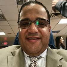 I am excited to share that I have accepted an offer to join Ross Stores,  Inc. as an Assistant Planning Intern in their NYC location for this  upcoming Summer 2023. I cannot