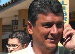 Suárez renuncia al cargo de Gobernador para dar paso a nuevas elecciones