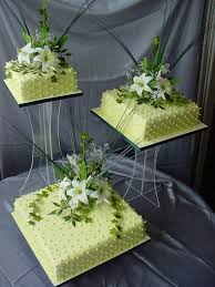 Vert Pomme Wedding Cake Display Modern Wedding Cake Elegant Wedding Cakes