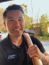 Donna Gales's Instagram, Twitter & Facebook