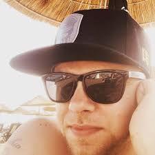 Wer kennt das nicht? Linke Flanschwelle bei S-Tronic Getrieben oder bei  Multitronic-Getrieben ausgeschlagen. Wir haben die Möglichkeiten dieses zu  reparieren. Kein neues Getriebegehäuse bzw. kein neues Getriebe wie beim  Vertragshändler! @ Getriebe-Doc