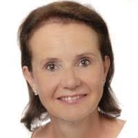 Rosemarie Rae's Instagram, Twitter & Facebook