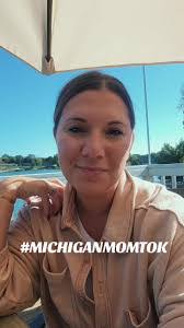 Christina Cranston's Instagram, Twitter & Facebook