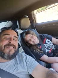 Starting a business for someone with sales experience and a desire to scale  quickly