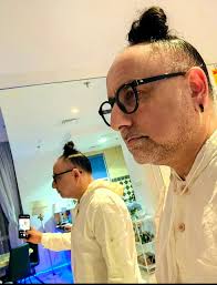 It is incumbent upon the men of God's House of Justice to fix their gaze by  day and by night upon that which hath shone forth from the Pen of Glory for