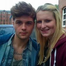 Evie Powell :) (@EveElizabeth97)