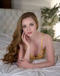 Authored Images on X: This one is from a couple of weeks ago, my first  time meeting and working with Jess. We ended up doing maybe five or six  different looks for