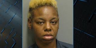 Woman charged with assault after man stabbed in Montgomery