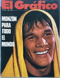 LUGLIO 2002 : 'INCONTRO DEL SECOLO', HOLMES vs BUTTERBEAN (158 kg) Larry  Holmes, 52 anni alla sua ultimissima apparizione sul ring , vince ai punti  . La news è che Butterbean (Eric