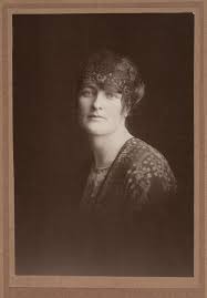 Signed since 17 jul 2014. Rose Lindsay Wikipedia