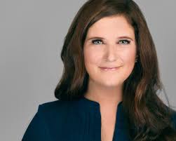 Kelly Weidner's Instagram, Twitter & Facebook