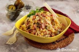 Salat S Solenymi Ogurcami I Varenoj Kolbasoj Recept S Foto Poshagovo