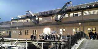 No need to register, buy now! Viaggio Al Pier Luigi Penzo Il Piu Affascinante Stadio D Italia