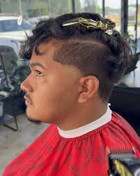 One of my formulas 🧪 to a temp/taper fade 💈, It doesn’t matter where you  start your fade, as long as the outcome is what you and the client wanted.