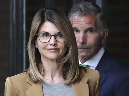 The full house star took to instagram on sunday, feb. Why Is Lori Laughlin Pleading Guilty In Admissions Scandal Los Angeles Times