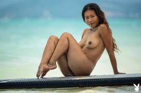 Maki Katana Gorgeous Nude Babe Without Her White Bikini - Picture 14 -  MainBabes.com