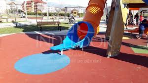 Appreciate regional art at central baia mare art museum, with two floors of exhibit space. Pardoseala Din Cauciuc Reciclat Parc Baia Mare Indfloor Group